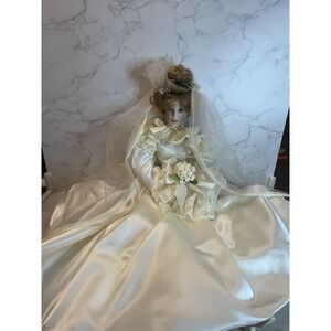 Vtg Hamilton Collection Porcelain Doll A Portrait Of Innocence Bride 22"